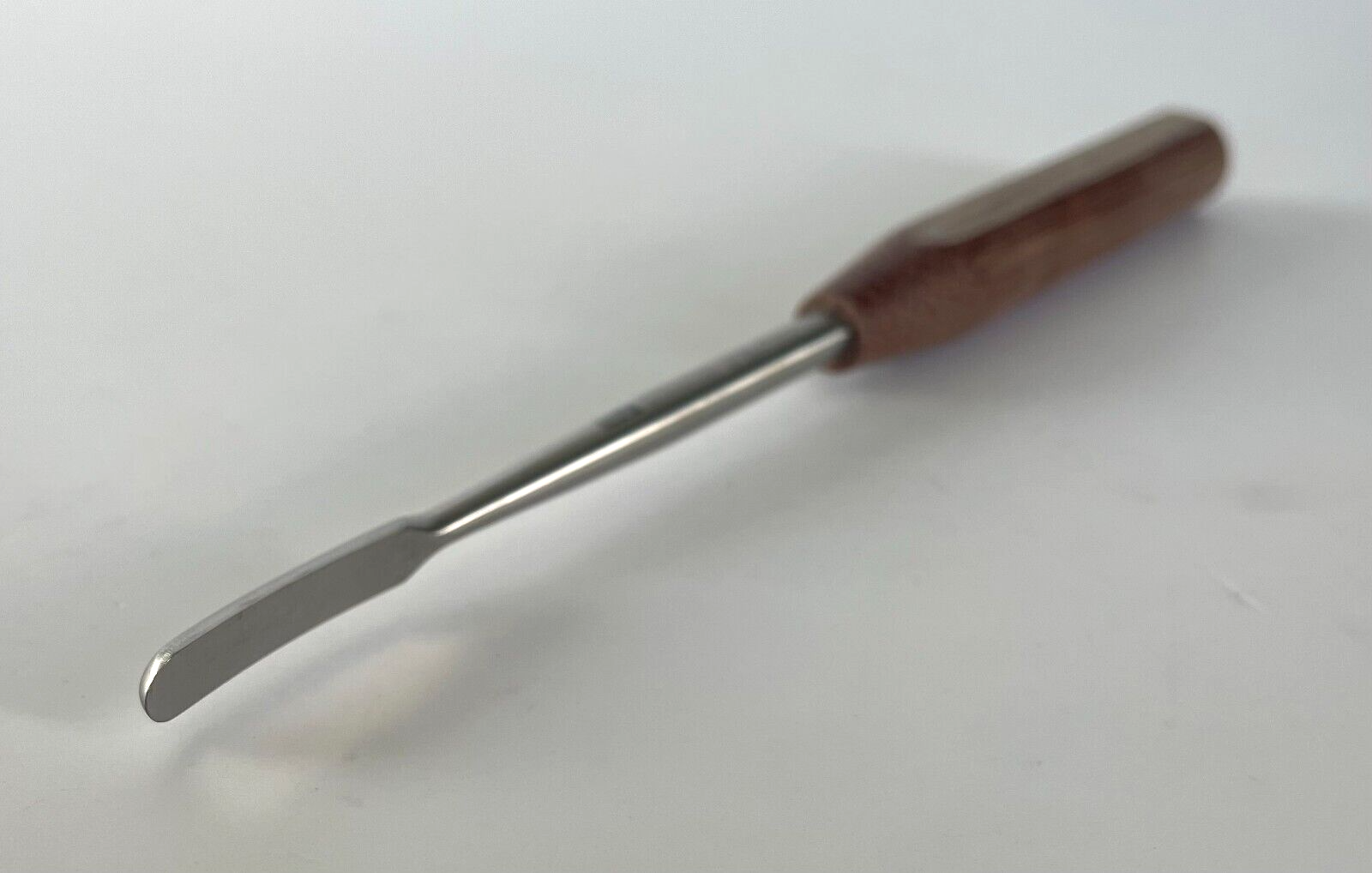 8060069